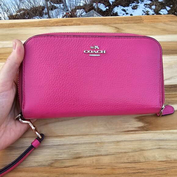 COACH Pink Zip Around Wallet Wristlet Clutch, Pre-owned - Picture 3 of 15